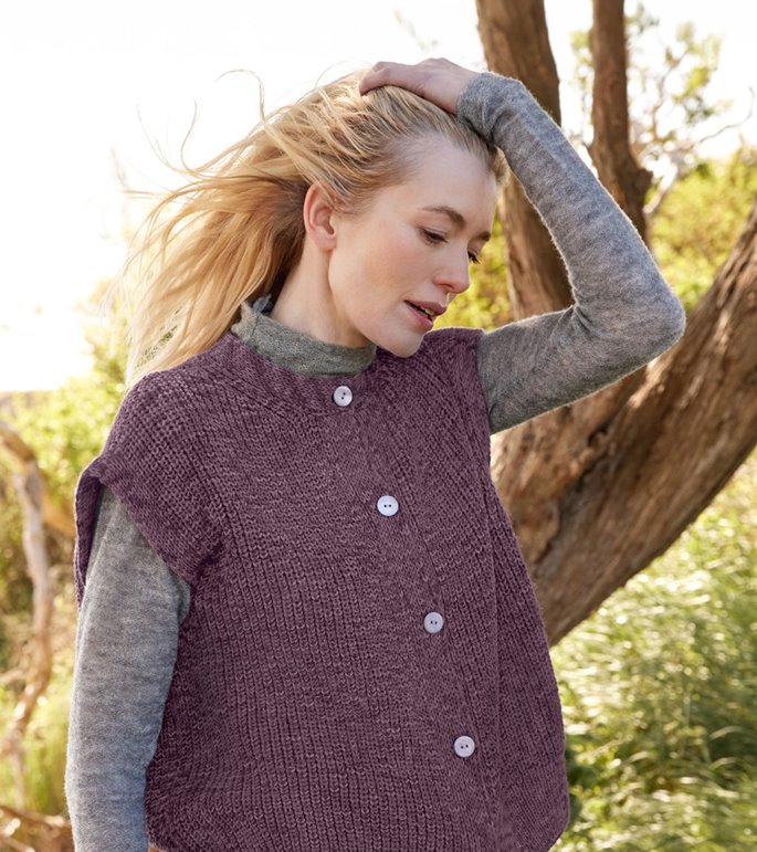 Lana Grossa MOUWLOOS VEST IN HALVE PATENT Cool Wool Vintage